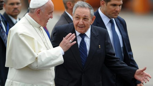 Le pape appelle les USA et Cuba à « persévérer sur la voie de la réconciliation » - ảnh 1